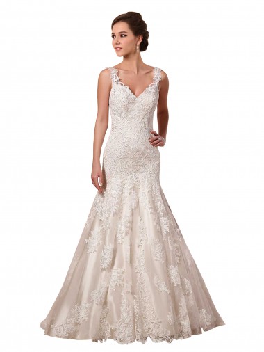 Tulle & Lace V-Neck Sleeveless Chapel Train Bridal Wedding Dress Essex