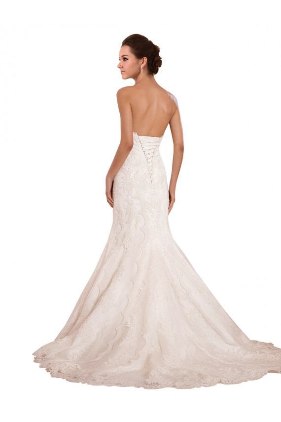 Lace Sweetheart Sleeveless Chapel Train Sexy Wedding Dress Essex