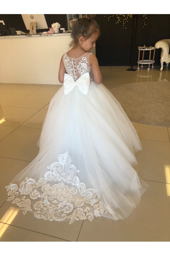 Tulle & Lace Sweetheart Sleeveless Chapel Train Flower Girl Dresses Essex