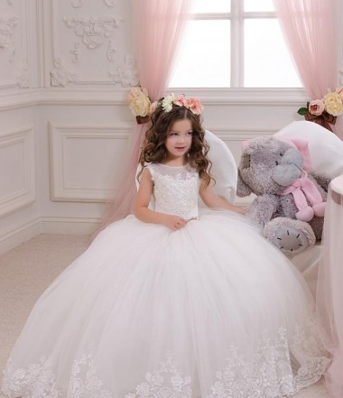 Tulle & Lace Bateau Neck Sleeveless Chapel Train Flower Girl Wedding Dress Essex