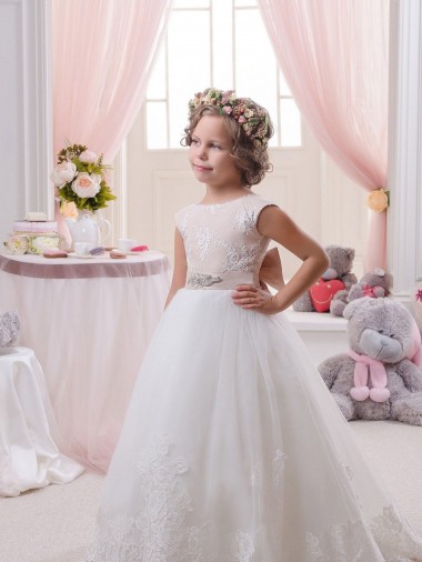 Tulle & Lace Bateau Neck Sleeveless V-Back Chapel Train Flower Girl Dresses Essex