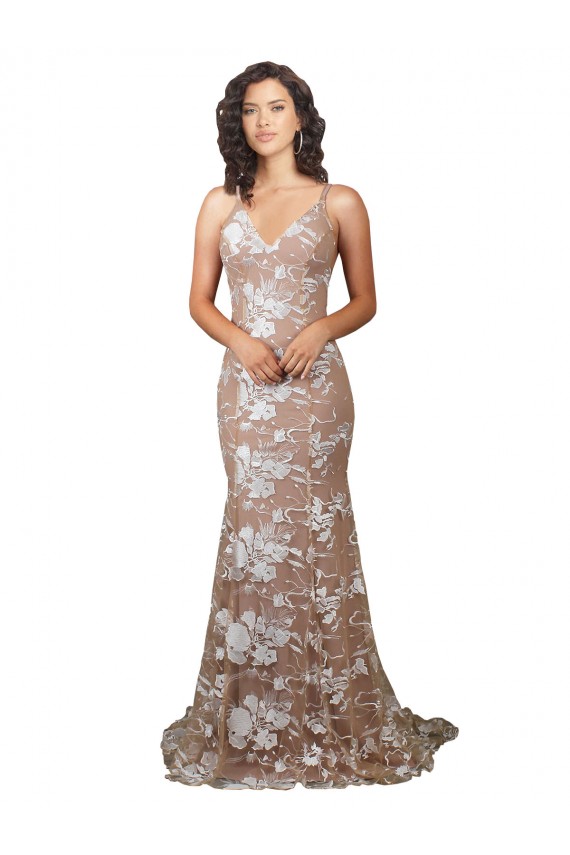 Lace V-Neck Sleeveless Open Back Sweep Train Wedding Dress Essex